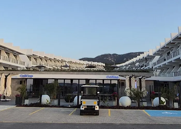 Pearl Island Apartments